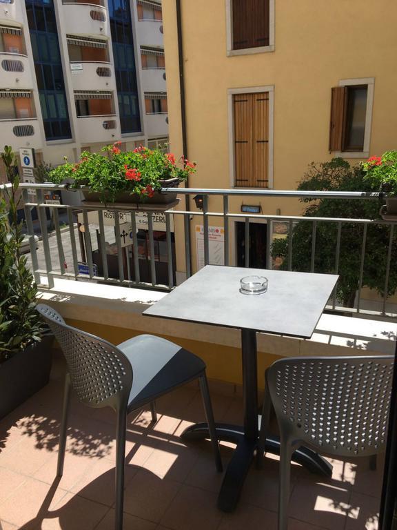 Hotel Villa Venezia Grado Exterior foto